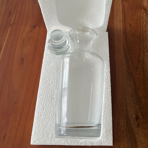 Martha Stewart Collection Decanter - Picture 2 of 3
